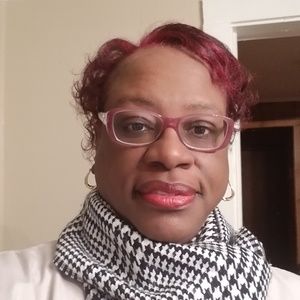 Meet your Posher, Laverne